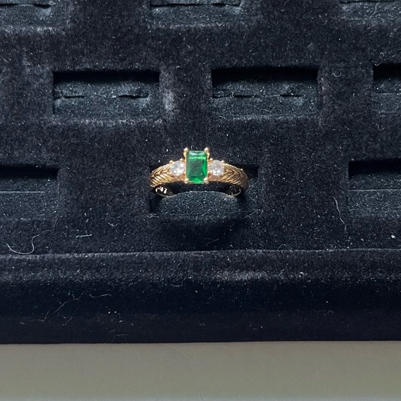 Emerald Cut Green 3-Stone Ring - Size 7, Gold Tone - Picture 9 of 15